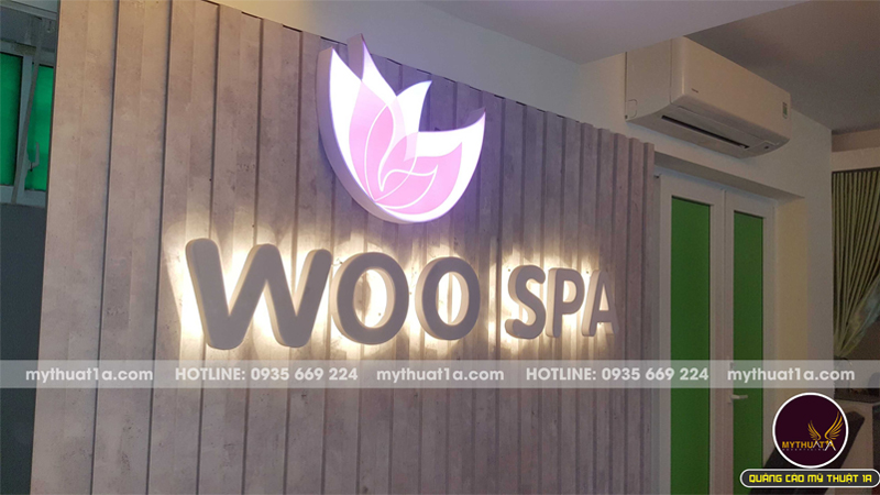 chữ nổi spa hắt đèn sáng