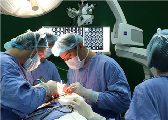 BV Đà Nẵng cứu bệnh nhân bị u xương ác tính ăn mòn khuôn mặt
